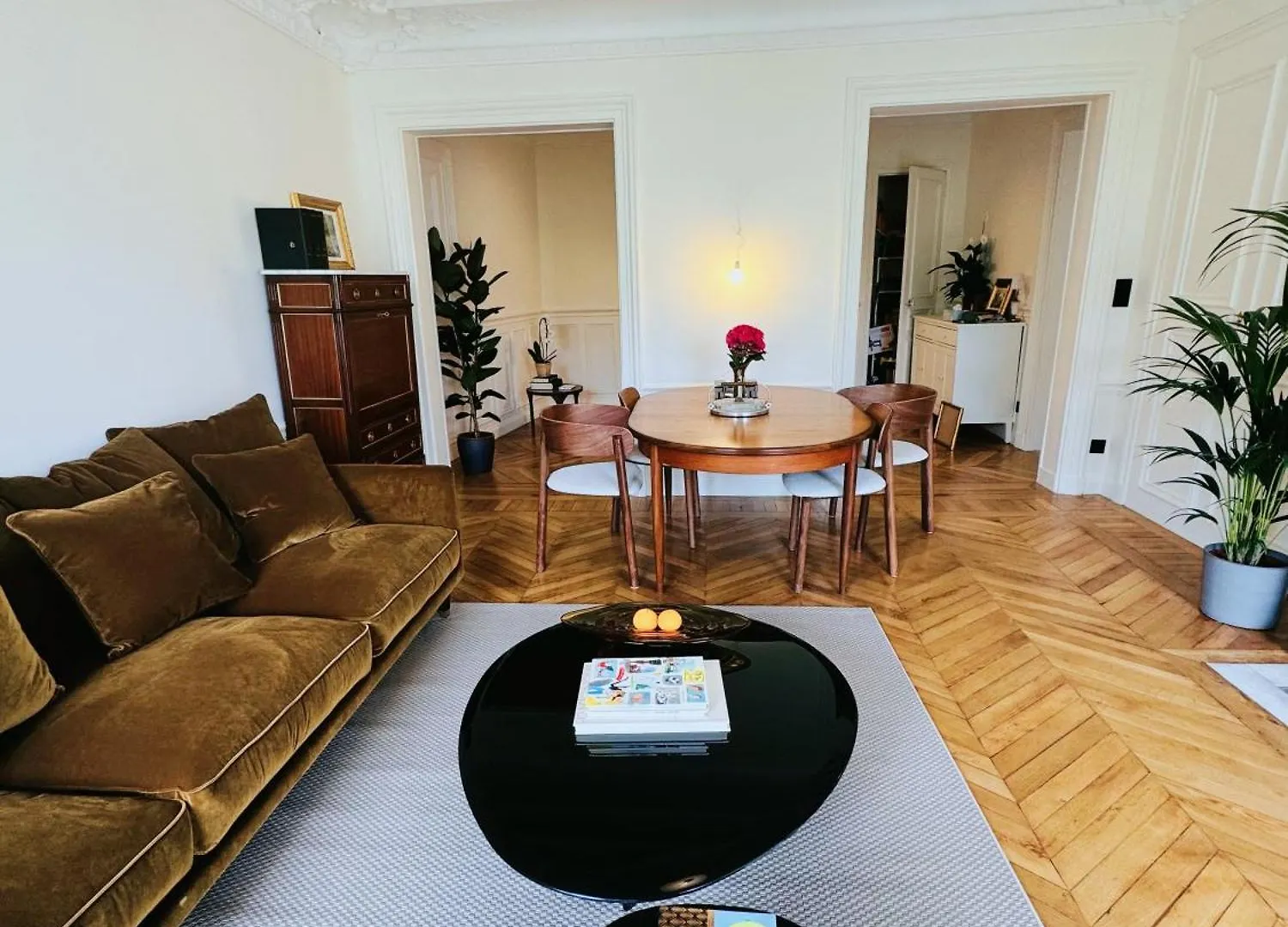 3 Bedrooms In Marais * Paris